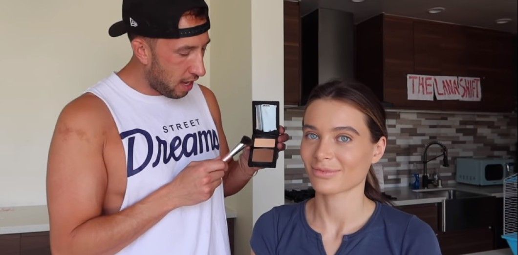 que-font-les-stars-de-youporn-sur-youtube